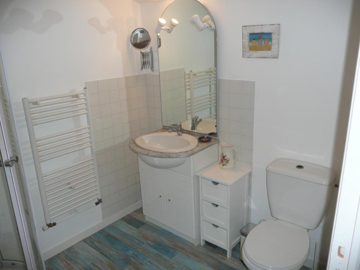 Maison Blanc Bed and Breakfast Gibourne Εξωτερικό φωτογραφία