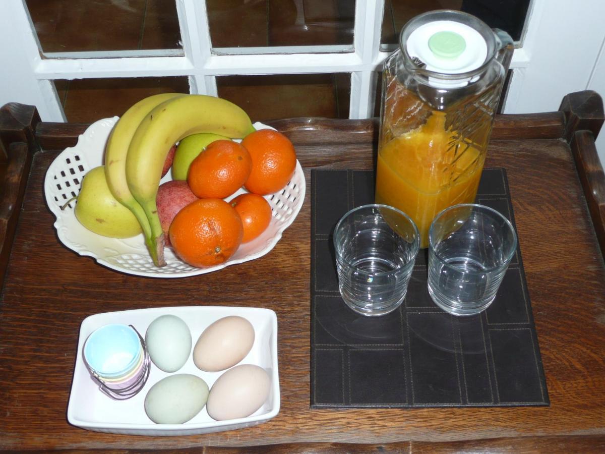 Maison Blanc Bed and Breakfast Gibourne Εξωτερικό φωτογραφία