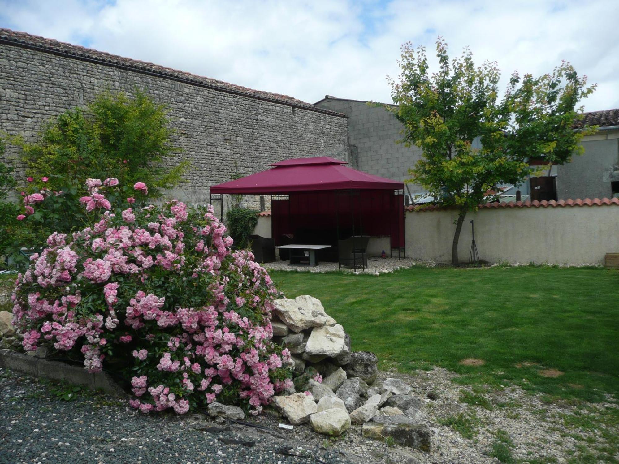 Maison Blanc Bed and Breakfast Gibourne Εξωτερικό φωτογραφία