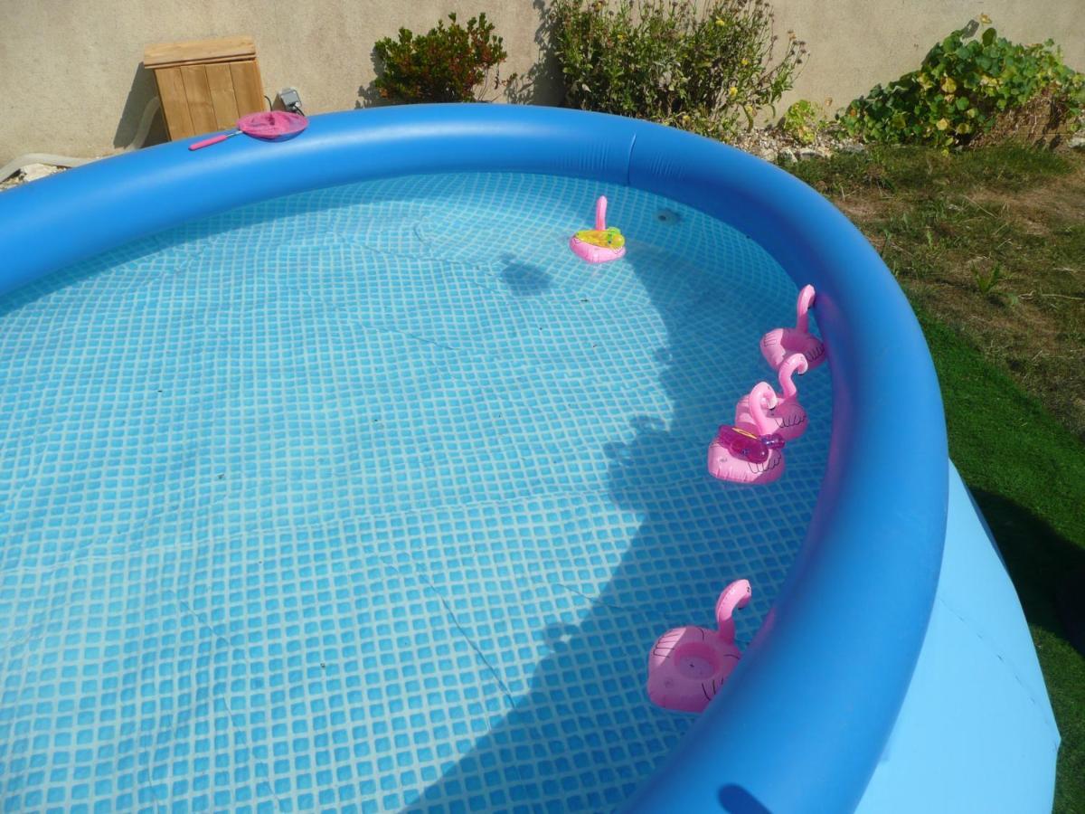 Maison Blanc Bed and Breakfast Gibourne Εξωτερικό φωτογραφία